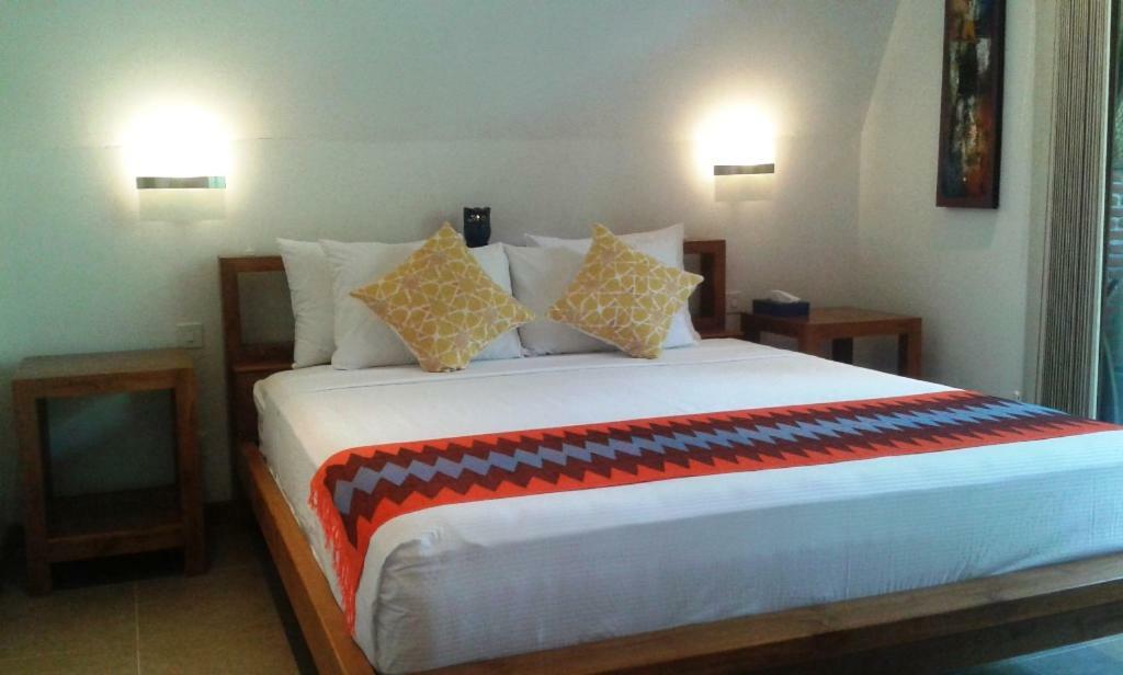 The Country House Senggigi Exterior foto